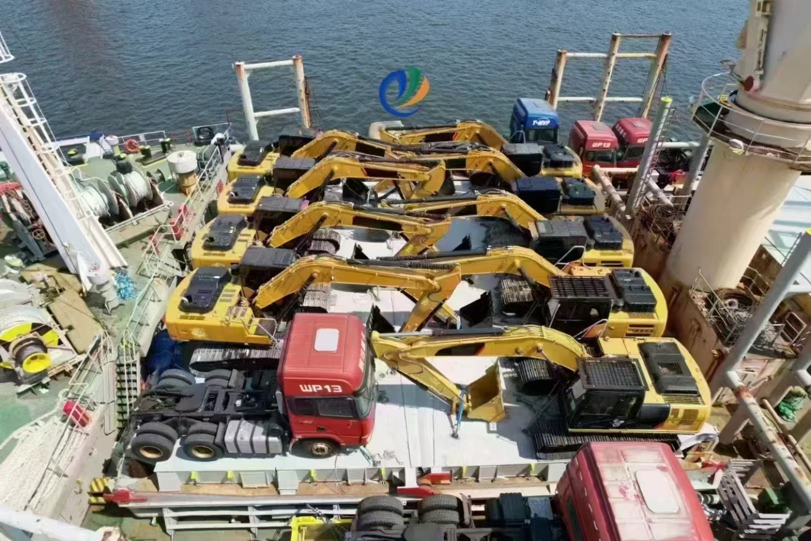 Bulk Vessel Deck Loading